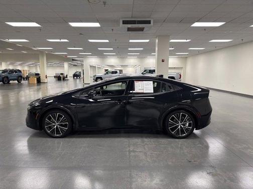 2023 Toyota Prius XLE