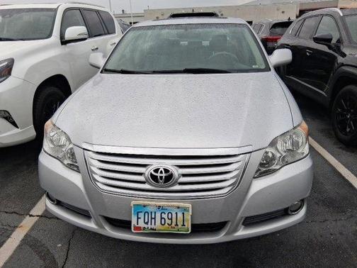 2010 Toyota Avalon XLS
