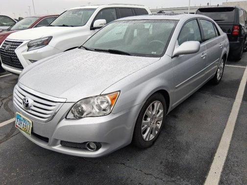 2010 Toyota Avalon XLS