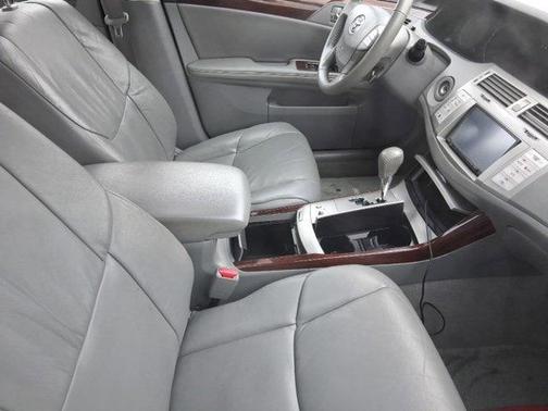 2010 Toyota Avalon XLS