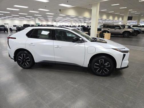 2026 Toyota bZ XLE Plus