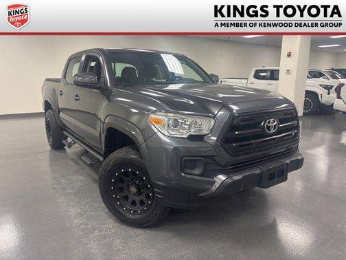 2017 Toyota Tacoma SR