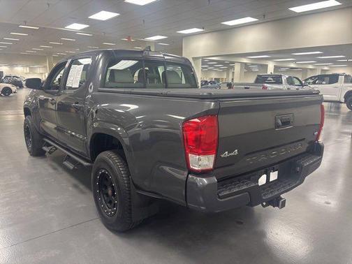 2017 Toyota Tacoma SR