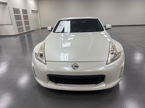 2016 Nissan 370Z Sport