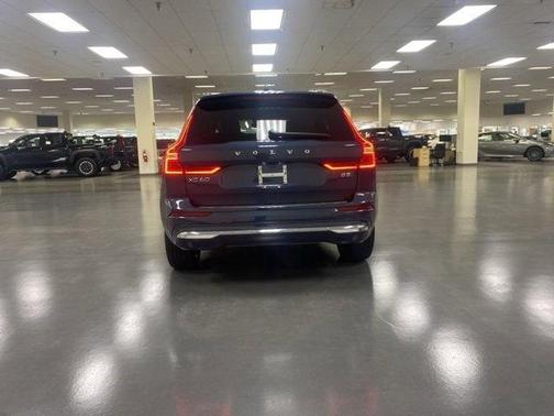 2022 Volvo XC60 B5 Inscription