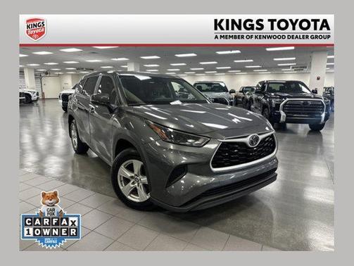 Magnetic Gray Metallic 2023 Toyota Highlander L