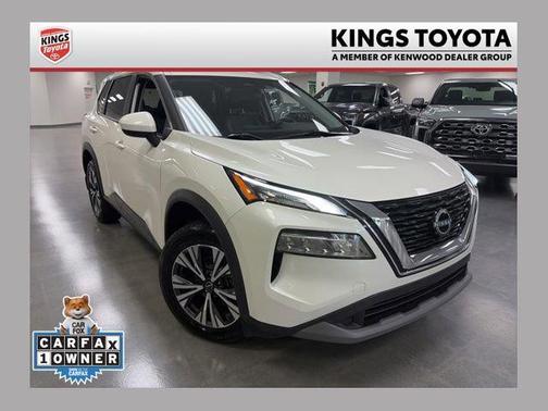 Pearl White Tricoat 2023 Nissan Rogue SV