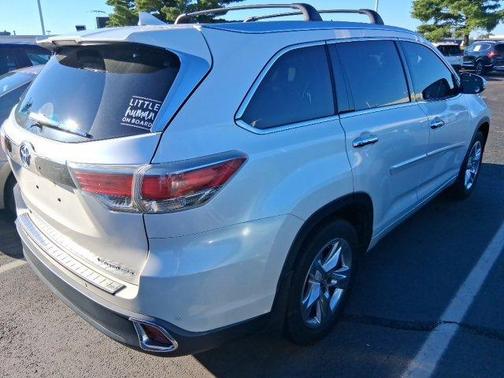 2016 Toyota Highlander Limited Platinum