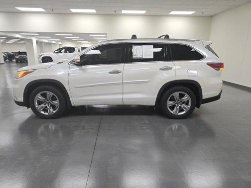 2016 Toyota Highlander Limited