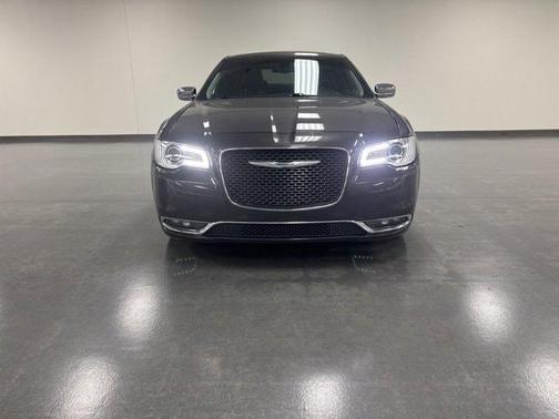 2019 Chrysler 300 Limited