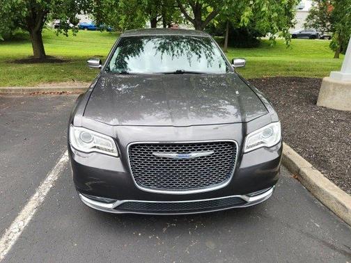 2019 Chrysler 300 Limited