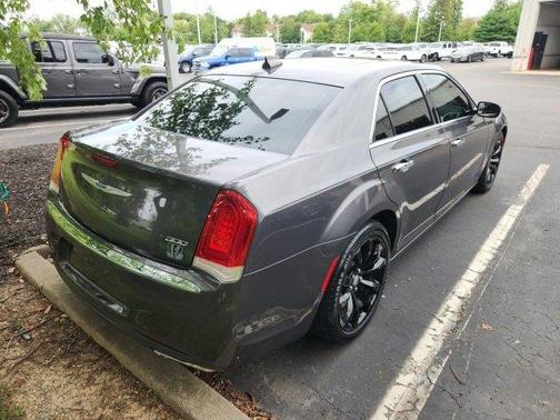 2019 Chrysler 300 Limited
