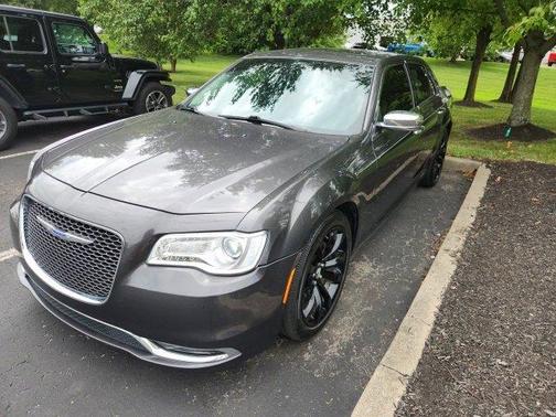 2019 Chrysler 300 Limited
