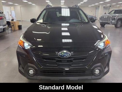 Crystal Black Silica 2024 Subaru Outback Onyx Edition