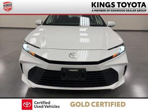 Ice Cap 2025 Toyota Camry LE