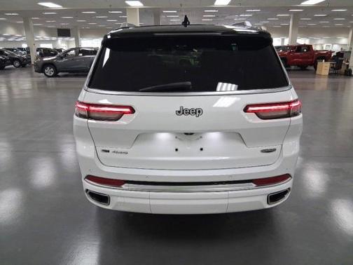 2023 Jeep Grand Cherokee L Summit