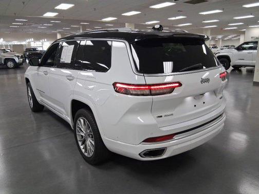 2023 Jeep Grand Cherokee L Summit