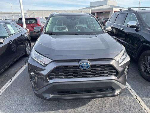 2020 Toyota RAV4 Hybrid XLE