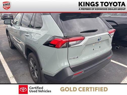 2022 Toyota RAV4 Hybrid XLE Premium
