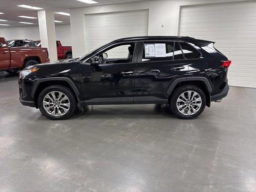 2019 Toyota RAV4 Limited