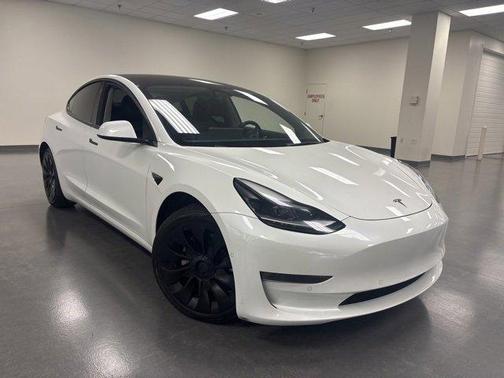 2022 Tesla Model 3 Long Range