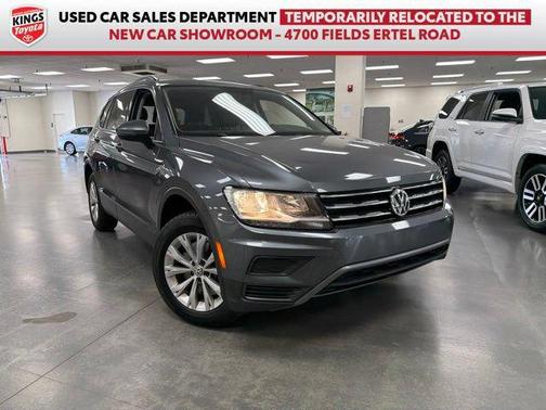Platinum Gray Metallic 2019 Volkswagen Tiguan 2.0T SE 4MOTION