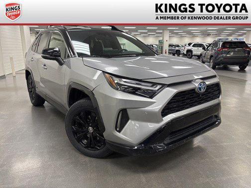 2022 Toyota RAV4 Hybrid SE