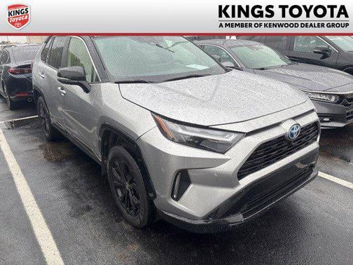 2022 Toyota RAV4 Hybrid SE