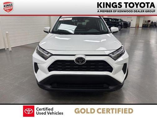 Ice Cap 2025 Toyota RAV4 Hybrid XLE