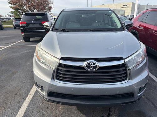 2015 Toyota Highlander LE