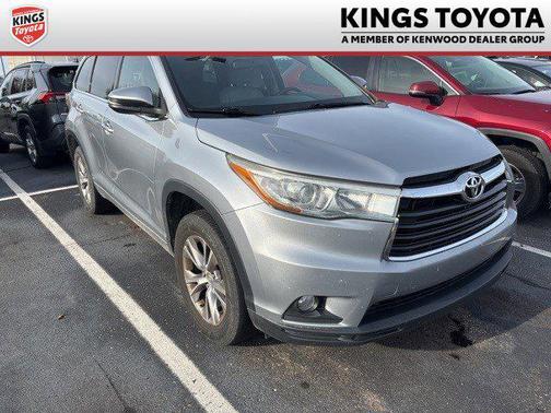 2015 Toyota Highlander LE