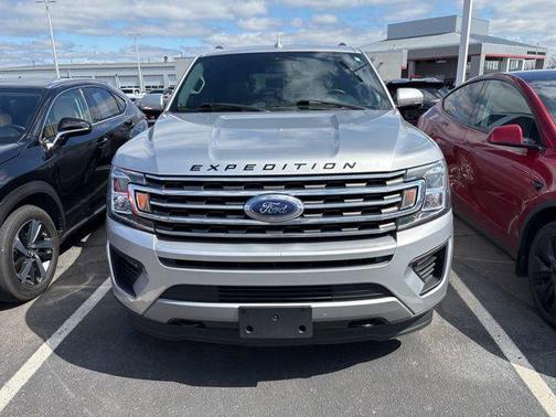 Ingot Silver Metallic 2019 Ford Expedition XLT