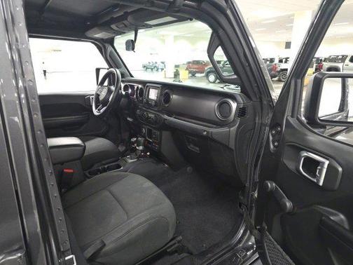 2021 Jeep Gladiator Sport
