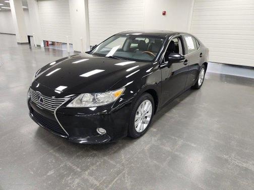 2014 Lexus ES 300h Base