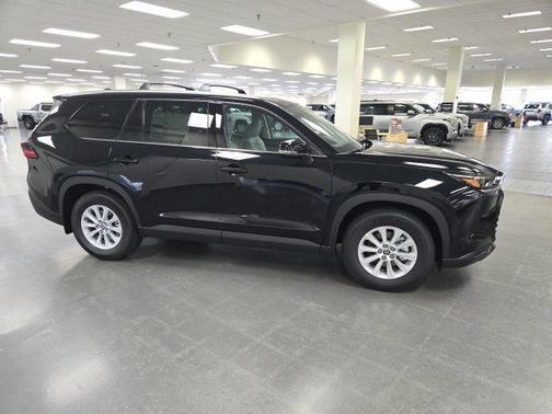 Midnight Black Metallic 2026 Toyota Grand Highlander XLE