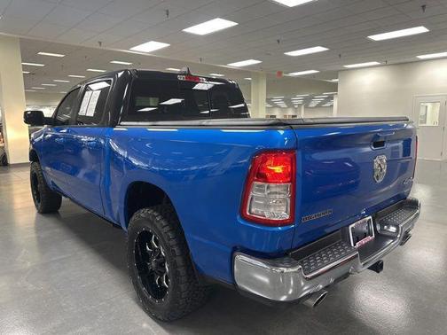 Hydro Blue Pearlcoat 2022 RAM 1500 Big Horn/Lone Star