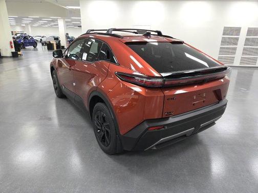 Tandoori 2026 Toyota C-HR SE