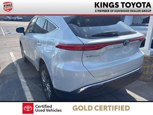 Wind Chill Pearl 2024 Toyota Venza Limited