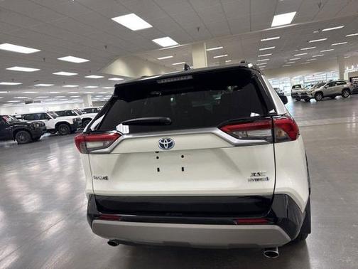 2022 Toyota RAV4 Hybrid XSE