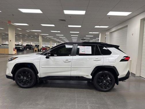 2022 Toyota RAV4 Hybrid XSE