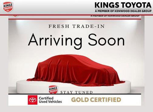 Ice Cap 2025 Toyota Corolla LE