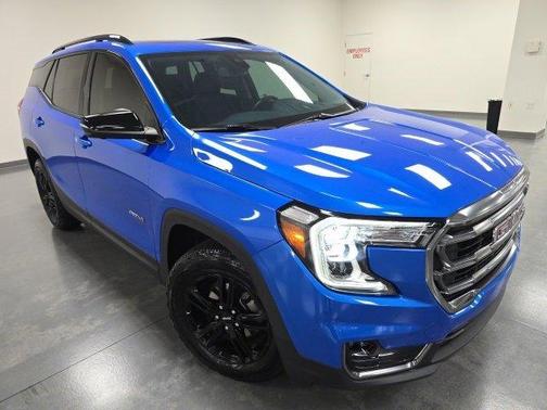 2024 GMC Terrain AT4