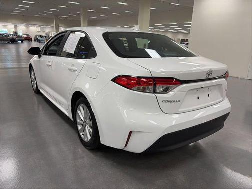 Ice 2023 Toyota Corolla LE