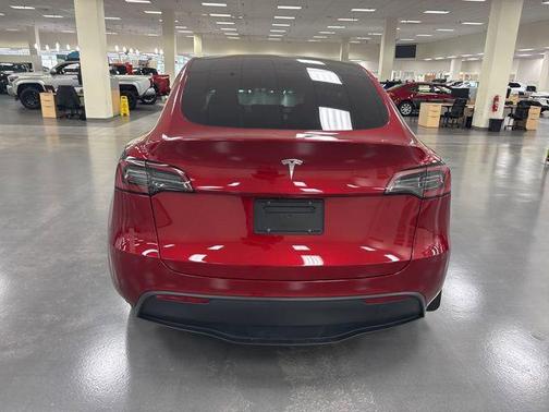2024 Tesla Model Y Long Range Single Motor Rear-Wheel Drive