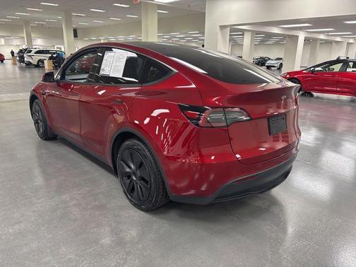 2024 Tesla Model Y Long Range Single Motor Rear-Wheel Drive