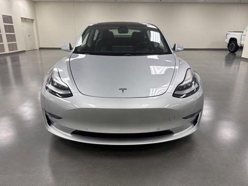 2018 Tesla Model 3 Performance