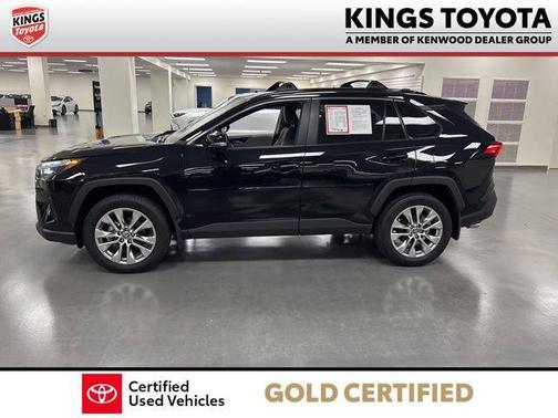 2025 Toyota RAV4 XLE Premium