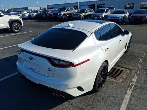 2019 Kia Stinger GT2