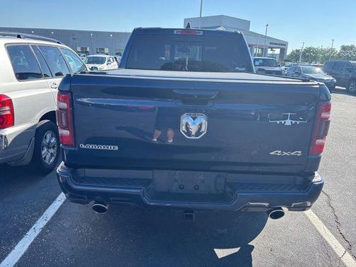 Patriot Blue Pearlcoat 2019 RAM 1500 Laramie