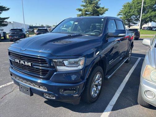 Patriot Blue Pearlcoat 2019 RAM 1500 Laramie